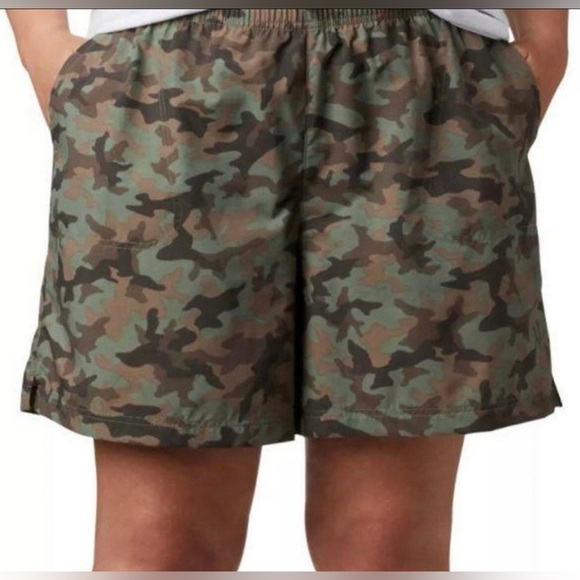 Women’s COLUMBIA Plus Size 1X Sandy River II Camo Print Shorts Adjustable  NWT - Picture 1 of 6